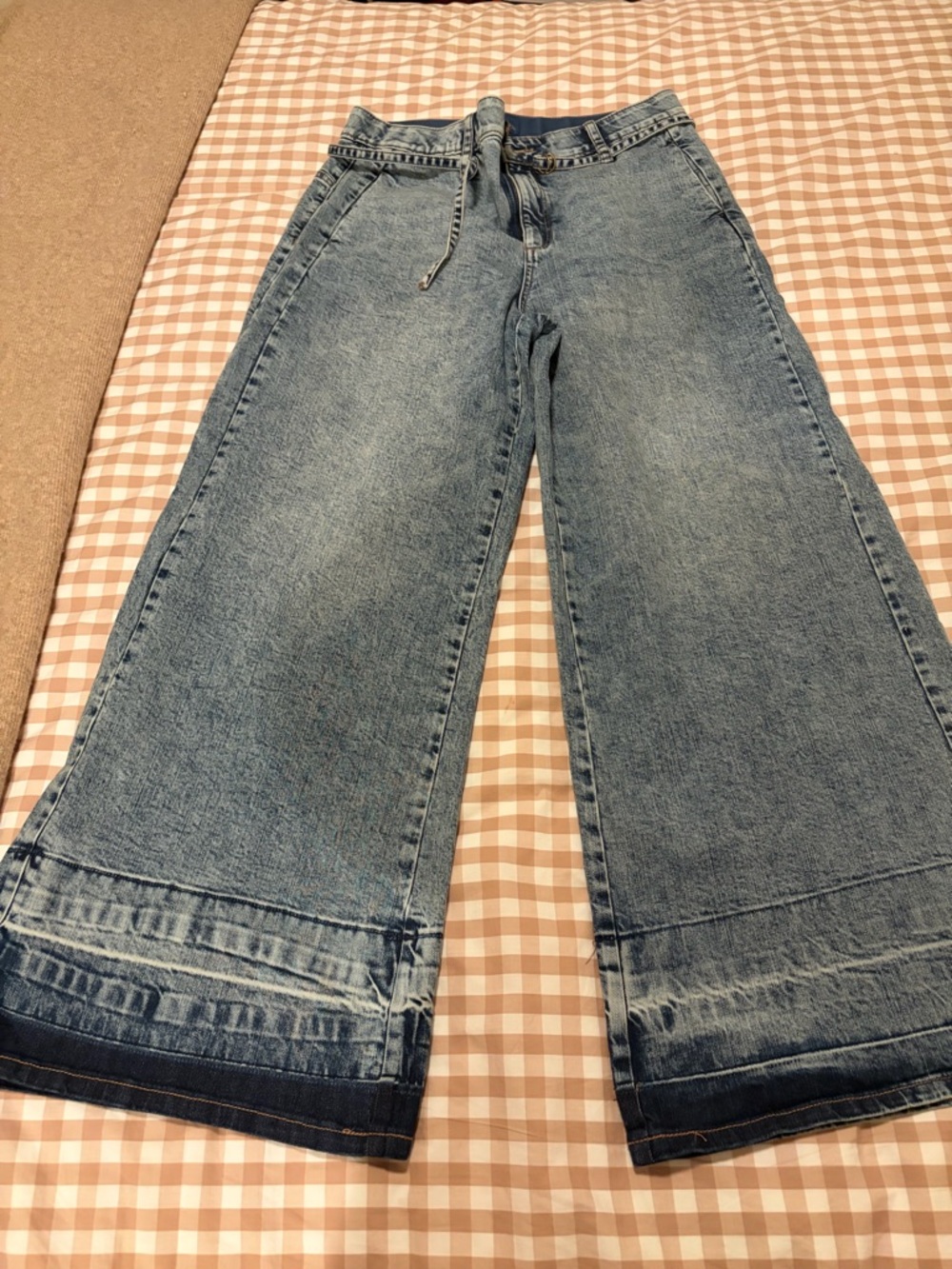 Democracy Wide-Leg Jeans in Light Wash Blue